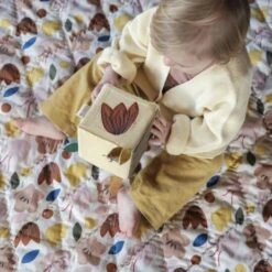 Cube D'activité En Tissus Doux Verger Fabelab® Coton Bio GOTS -Jouet Bio Scandinave -Doudou Bio Promos Boutique cube activite en tissus doux verger fabelab coton bio gots jouet bio scandinave 4