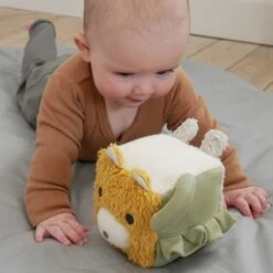 Cube D'éveil En Tissu Coton Bio Fred Franck & Fischer - Jouet Coton Bio -Doudou Bio Promos Boutique cube d eveil en tissu coton bio fryd franck fischer peluche coton bio 2