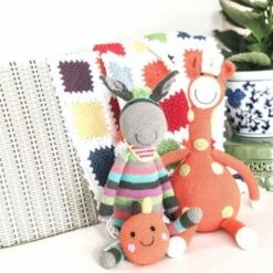 Doudou Girafe 32cm Pebble® Maille Crochet Coton Bio - Doudou Bébé Bio -Doudou Bio Promos Boutique doudou girafe 32cm pebble maille crochet coton bio doudou bebe bio 3