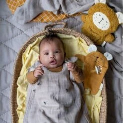 Doudou Peluche Fabbies Ours Ocre 22 Cm Fabelab® Coton Bio GOTS- Doudou Bio Scandinave -Doudou Bio Promos Boutique doudou peluche fabbies ours ocre fabelab coton bio gots doudou bio scandinave 3