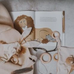 Doudou Plat Carré Lapin Anneau De Dentition Oreilles & NœudBio Wooly Organic® Coton Bio Beige 18 Cm - Doudou Bio GOTS -Doudou Bio Promos Boutique doudou plat carre lapin anneau de dentition oreilles noeud bio wooly organic coton bio beige doudou bio gots 4