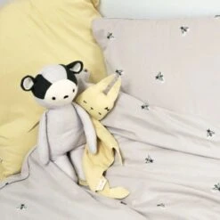 Doudou Plat Carré Lapin Jaune PaleFabelab® Mousseline Coton Bio GOTS- Doudou Bio Scandinave -Doudou Bio Promos Boutique doudou plat carre lapin jaune pale fabelab mousseline coton bio gots doudou bio scandinave 3