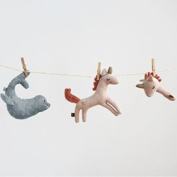 LÄSSIG Hochet Peluche Avec Grelot Phoque Lässig® 16cm Coton Bio Lässig® - Hochets Bio 4 LÄSSIG Hochet Peluche Avec Grelot Phoque Lässig® 16cm Coton Bio Lässig® - Hochets Bio – Image 4