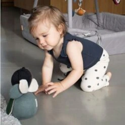 Jouet Bébé Culbuto Balder Le Bourdon Filibabba®-Doudou Peluche Design Scandinave -Doudou Bio Promos Boutique jouet bebe culbuto balder le bourdon filibabba doudou peluche design scandinave 6