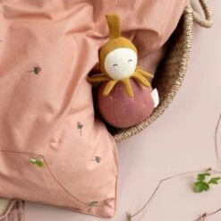 Jouets Bébé Culbuto Fraise Fabelab® 18 Cm Coton Bio GOTS- Jouet Bio Scandinave -Doudou Bio Promos Boutique jouets bebe culbuto abeille fabelab 18 cm coton bio gots jouet bio scandinave 4