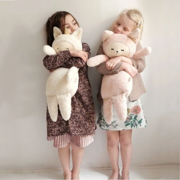 Peluche Big Buddy Bunny Rose Fabelab® 54cm Coton Bio GOTS -Ours Peluche Bio Tissu 3 Peluche Big Buddy Bunny Rose Fabelab® 54cm Coton Bio GOTS -Ours Peluche Bio Tissu – Image 3
