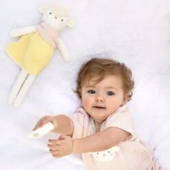 Peluche éponge De Coton Bio Maman Mouton Et Son Petit 35cm Albetta® - Peluche Bio 7 Peluche éponge De Coton Bio Maman Mouton Et Son Petit 35cm Albetta® - Peluche Bio -Doudou Bio Promos Boutique peluche eponge de coton bio maman mouton et son petit 35cm albetta peluche bio 2