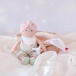 Poupée Bébé En Tissus Carry 25cm Set Couffin Tricoté Bonikka - Poupons -Doudou Bio Promos Boutique poupee bebe en tissus carry 25cm set couffin tricote bonikka poupons 3