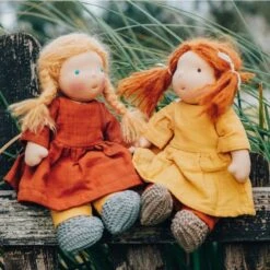 Poupée WaldorfLili 28cmBlonde Aux Yeux Bleus Coton Bio ChimpyToys® - Poupée De Chiffon Bio -Doudou Bio Promos Boutique poupee waldorf lili 28cm blonde aux yeux bleus coton bio chimpytoys poupee de chiffon bio 2