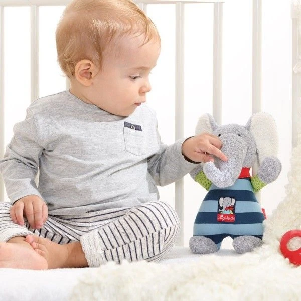 Doudou Peluche Musicale Elephant Coton Lolo Lombardo22cm Sigikid® - Doudou écologiques 5 Doudou Peluche Musicale Elephant Coton Lolo Lombardo22cm Sigikid® - Doudou écologiques – Image 5